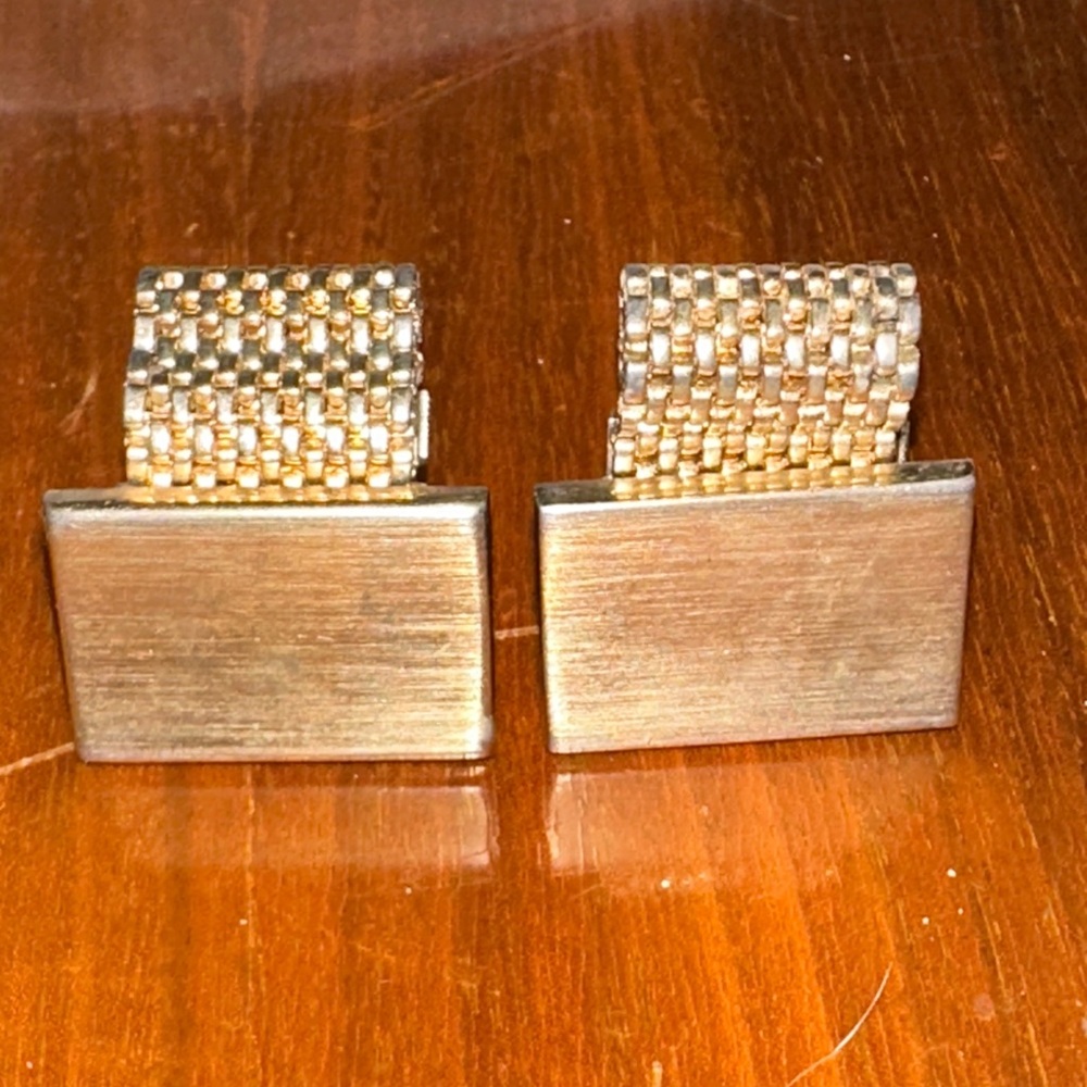 Vintage Gold Tone Rectangle Mesh Wrap Around Cufflinks